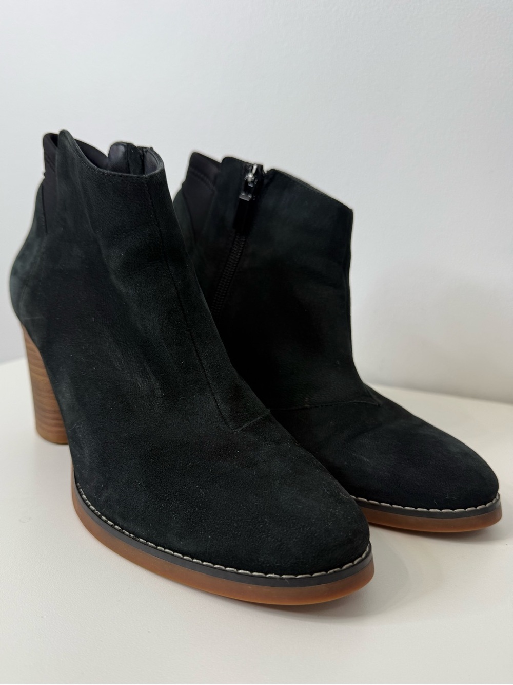 SoftWalk Kora Ankle Boot Black Nubuck Leather Women's Size 8 - Picture 2 of 11
